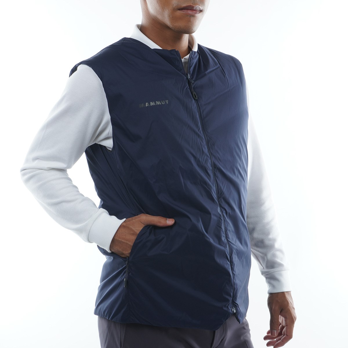【MAMMUT】Broad Peak Vest　マムート　ダウンベスト MAMMUT】Broad Peak Vest マムート ダウンベスト人気