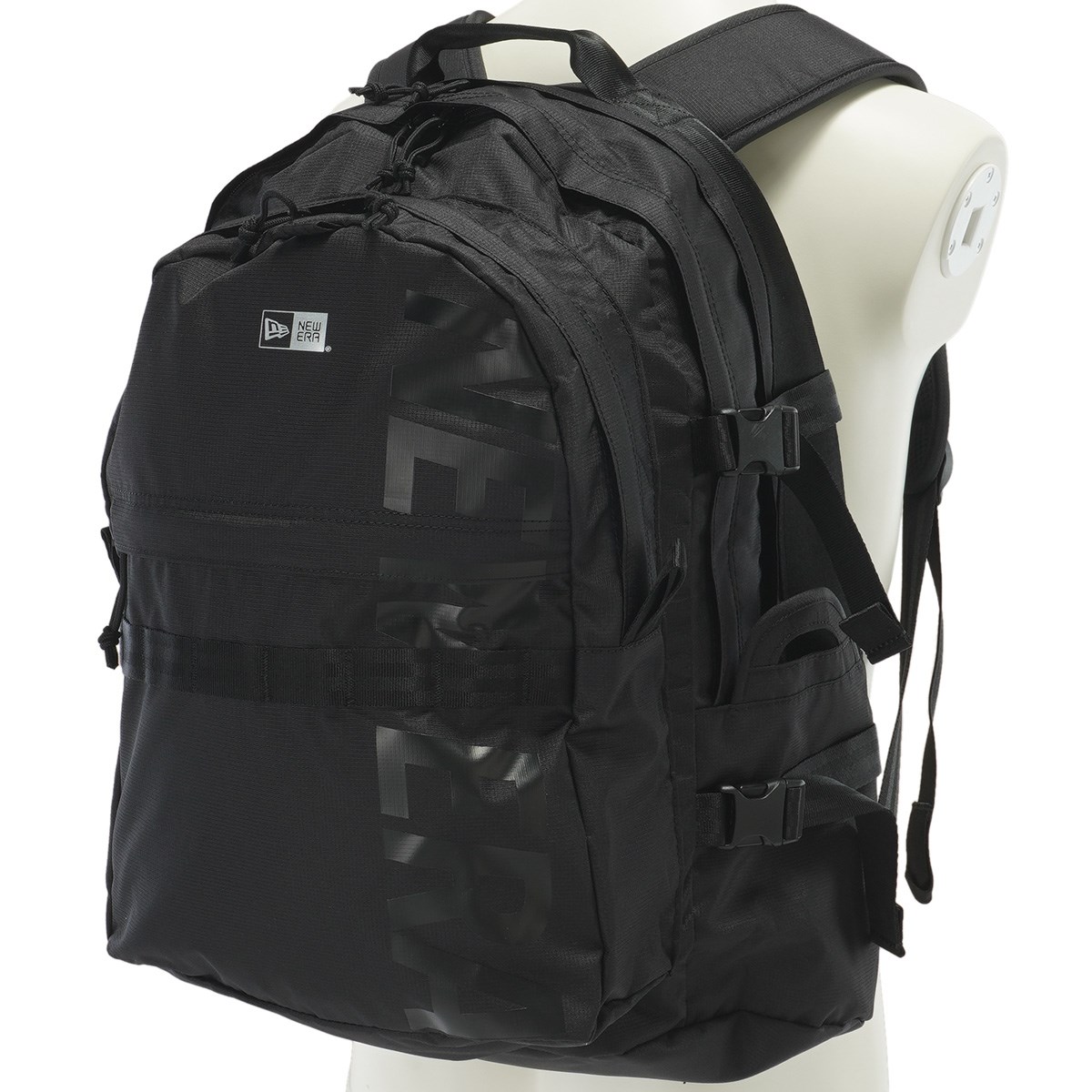 [2025�N���f��] �j���[�G�� NEW ERA 150D NE LOGO �L�����A�p�b�N �u���b�N �����Y