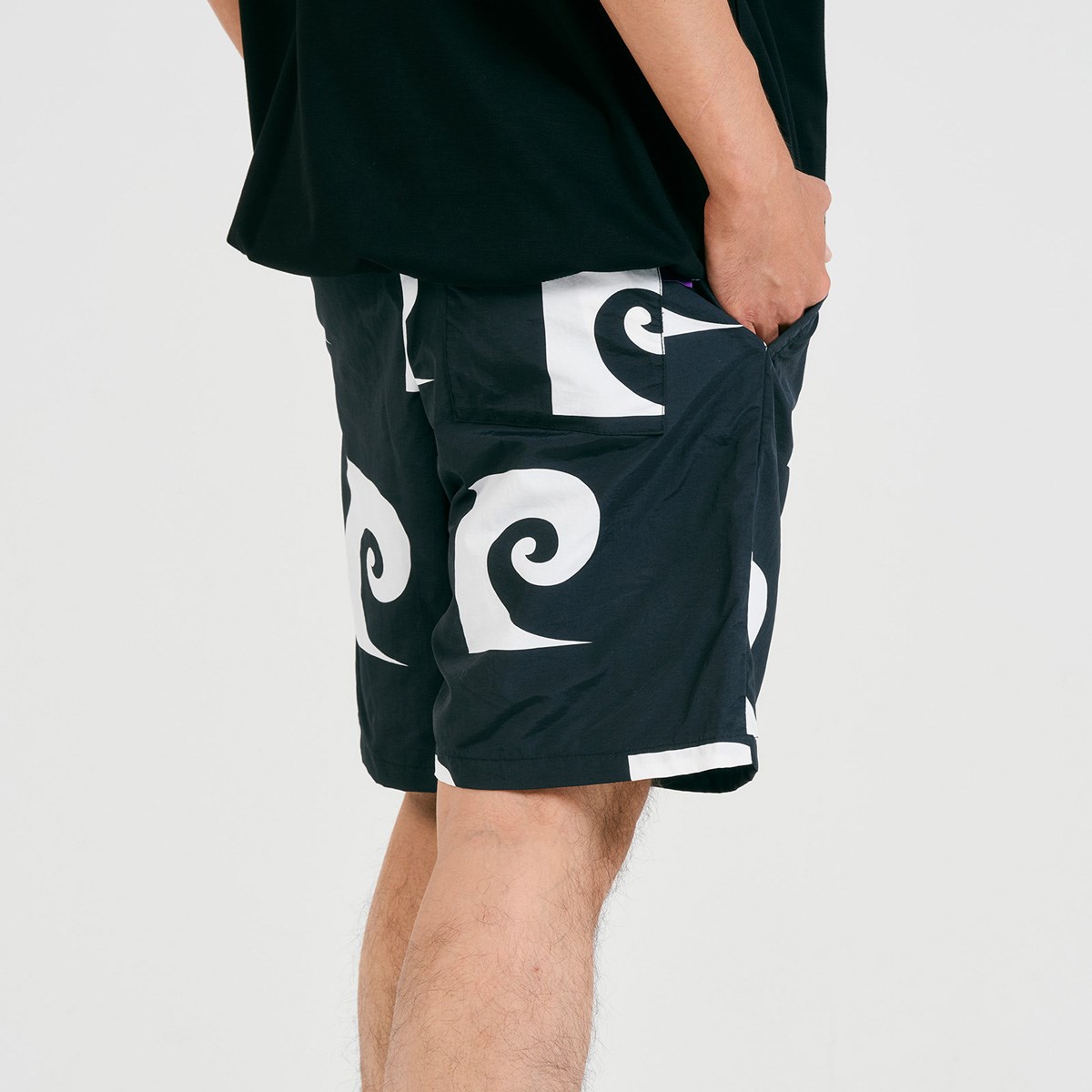 dショッピング |ピエールカルダンゴルフ pierre cardin golf Pロゴ総柄